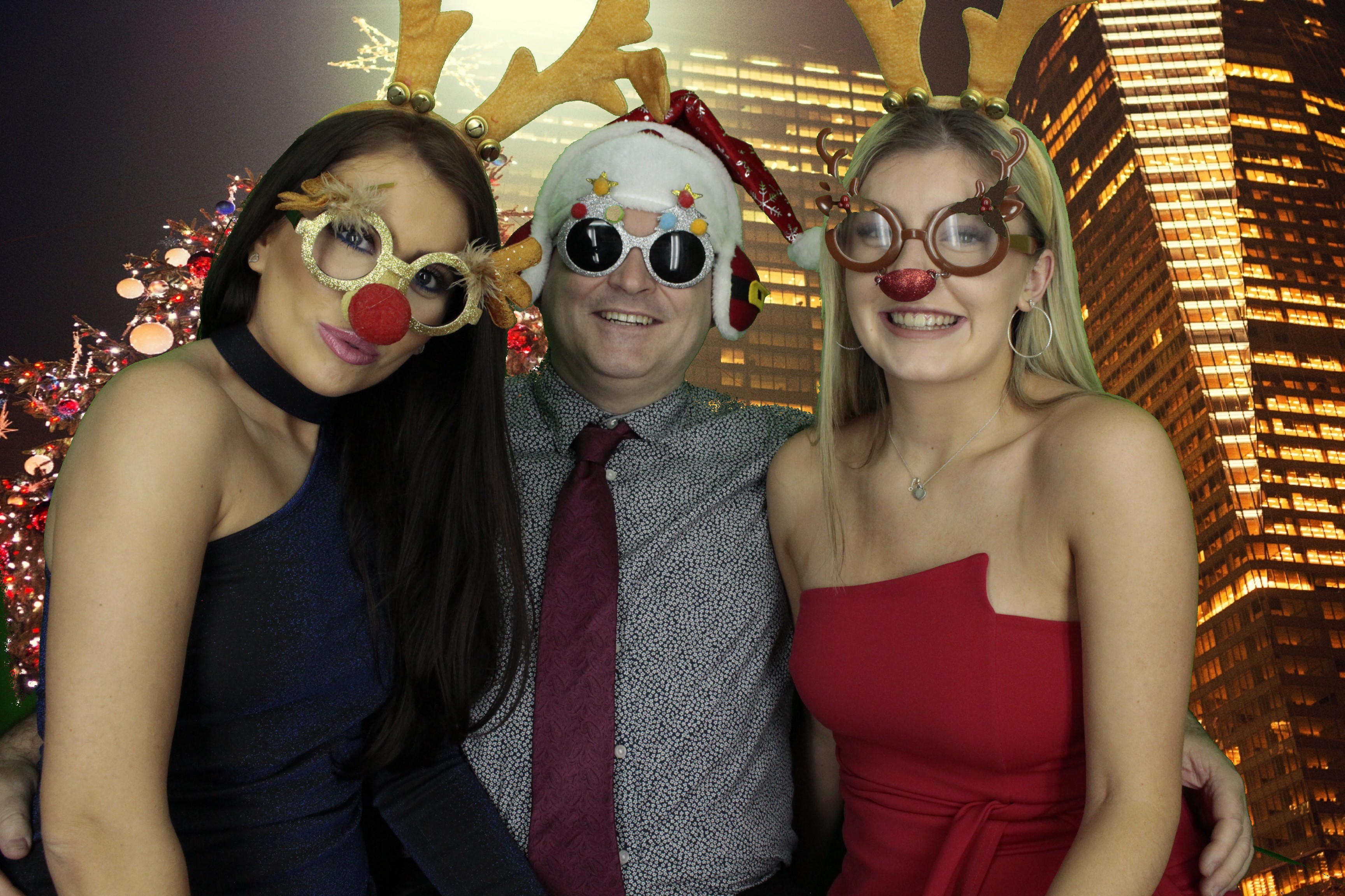 Silvermere Christmas Party | View more photos from the event at gallery.myphotoboothexperience.co.uk/u/MyPhotoBoothExperienceLtd/Silvermere-Christmas-Party-3